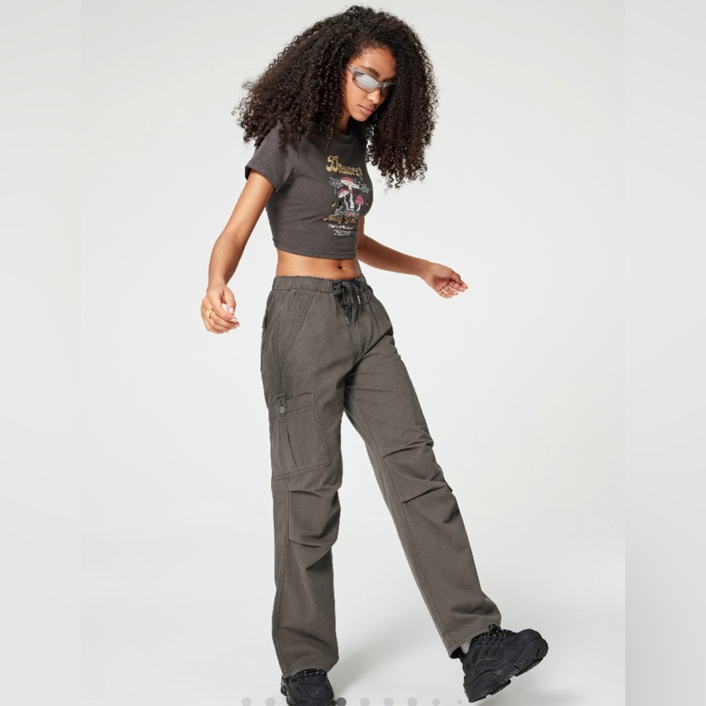 NWT Drawstring Cargo Pants